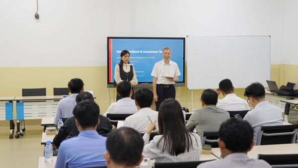 授课现场。广西现代职业技术学院供图