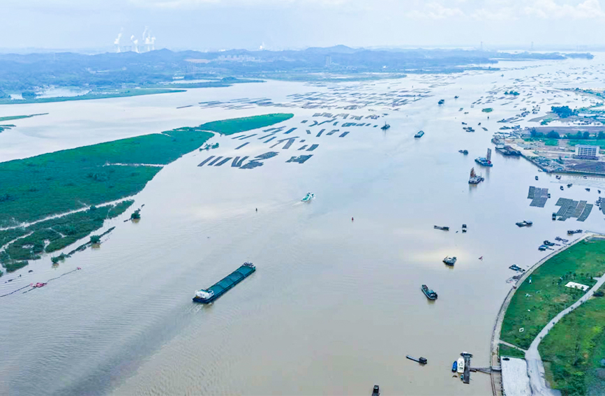 平陆运河实船试验。平陆运河集团供图