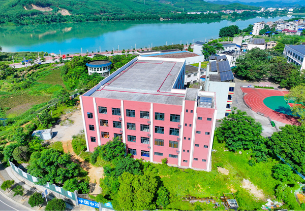 文昌小學航拍。中國一冶供圖