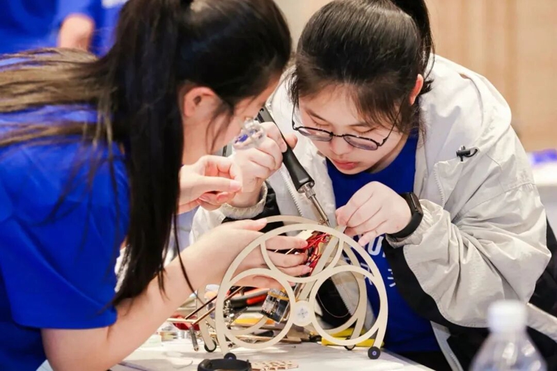 学校校本课程完备、特色鲜明。柳州市第一中学供图