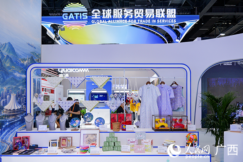广西综合馆展品。人民网 梁章晖摄