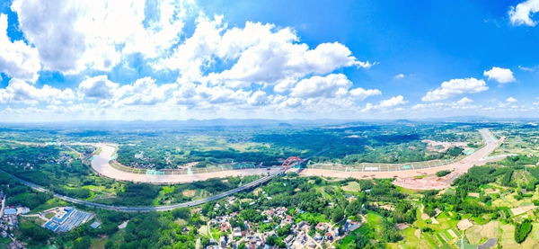 航拍全景。