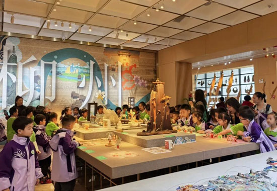 “工業思政課”教育全方位融入辦學實踐。柳州市濱江小學供圖