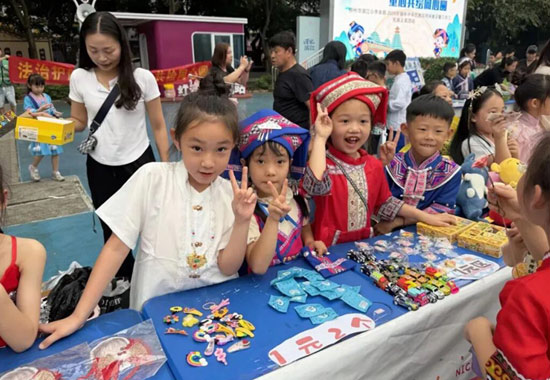 學校開展豐富多彩的實踐活動。柳州市濱江小學供圖