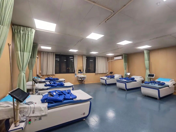 圖為體外反搏治療室