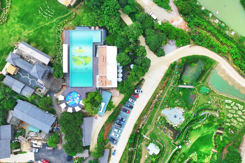 興業縣億佳·葵山裡景區。蔣金泰攝