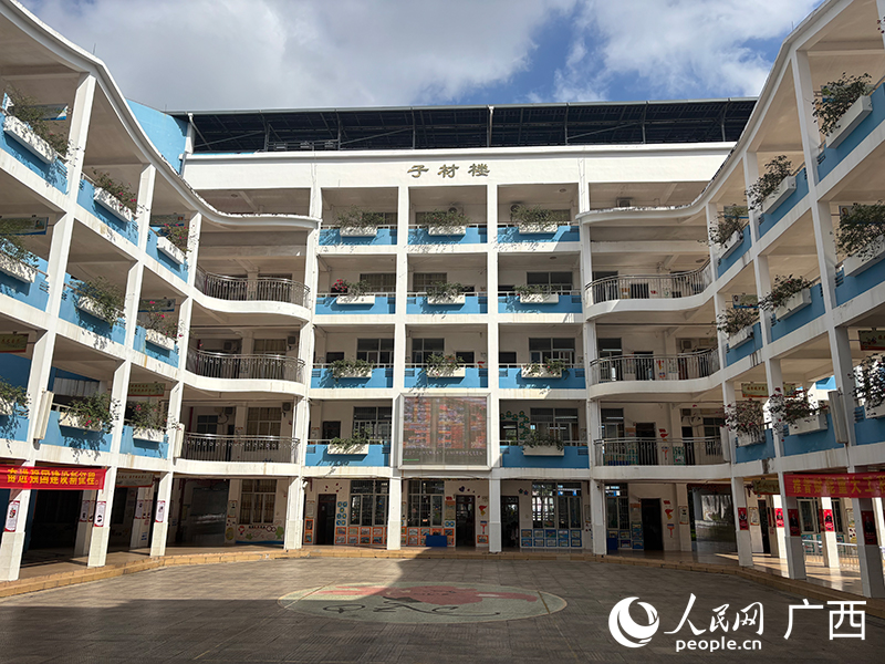 钦州市子材小学。人民网记者 何宁摄