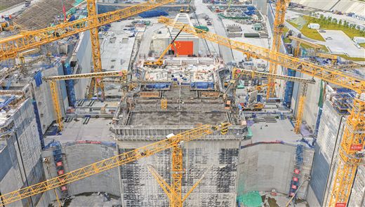 平陸運河馬道樞紐上閘首中墩下游側施工現場。平陸運河集團供圖